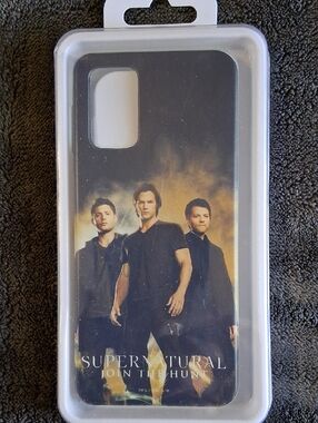 Official Supernatural Graphic Phone Case - Black & Gold